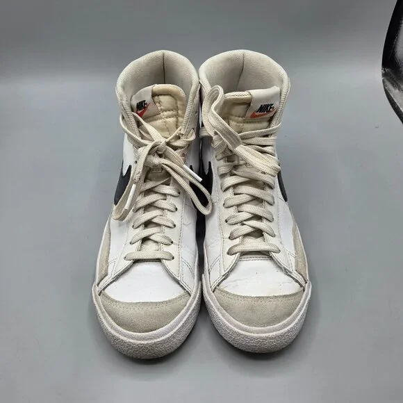 Nike Blazer Mid 77 White / Black Swoosh Youth Sneakers Shoes Size 5.5 Y - Picture 3 of 12
